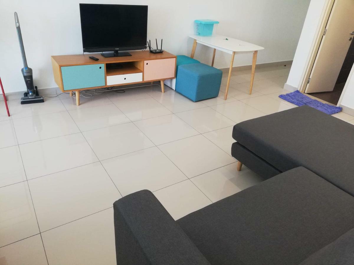 2 Carpark Gep 5 Star Hotel Bed & Sofa Studio Seri Kembangan Zewnętrze zdjęcie